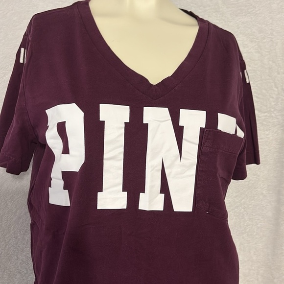 PINK Victoria's Secret V-Neck T-Shirt‎ Pocket Tee Casual Top XS - Picture 3 of 3
